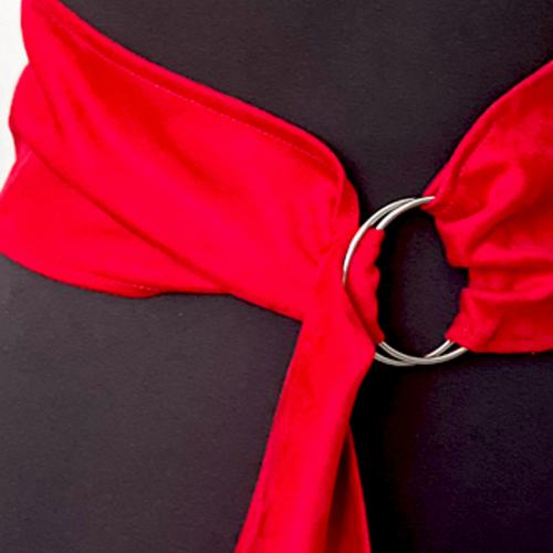 cinta rossa con anello